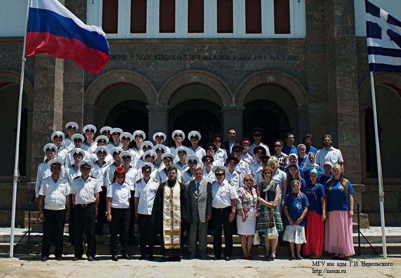 Курсанты с «Надежды» отдали дань памяти русским морякам