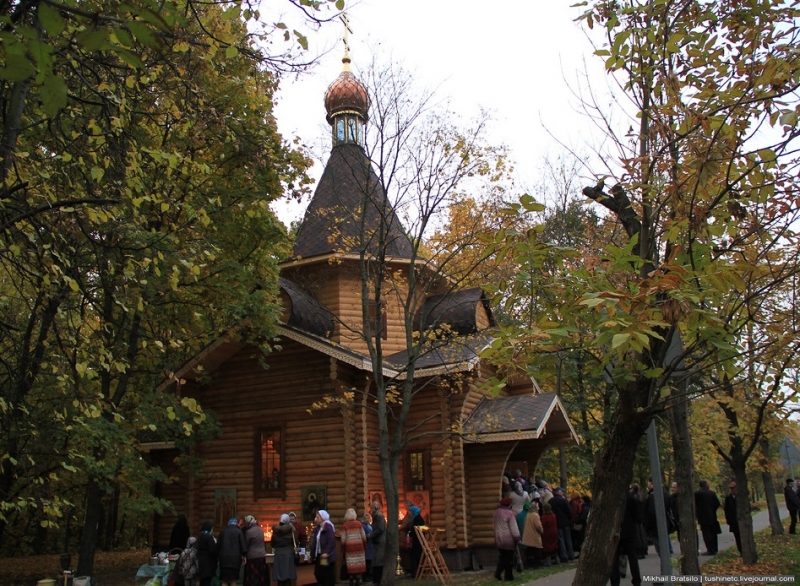 Освящен храм на Лодочной улице в Москве