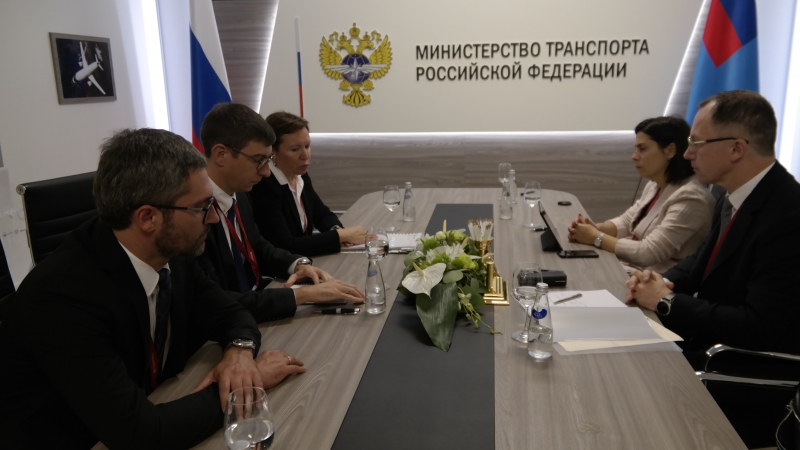 Юрий Цветков обсудил с представителями компании «Maersk» перспективы новых маршрутов морских контейнерных перевозок  