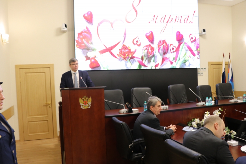 В Росморречфлоте поздравили с Международным женским днем прекрасную часть коллектива, подведомственных и отраслевых организаций 