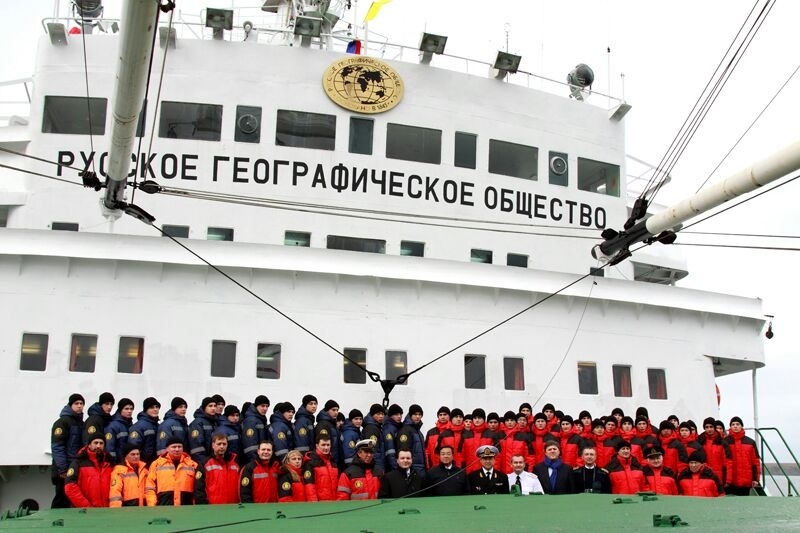 Генеральный секретарь ИМО поднялся на борт «Профессора Хлюстина» и посетил МСПЦ Певек