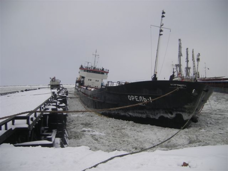 О ледокольных проводках в Азовском море