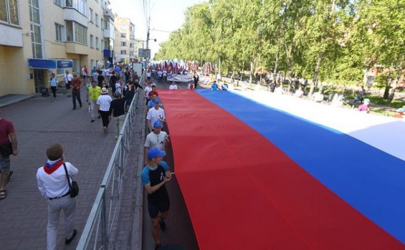 Вузы и колледжи Росморречфлота за Уралом творчески отпраздновали День России  