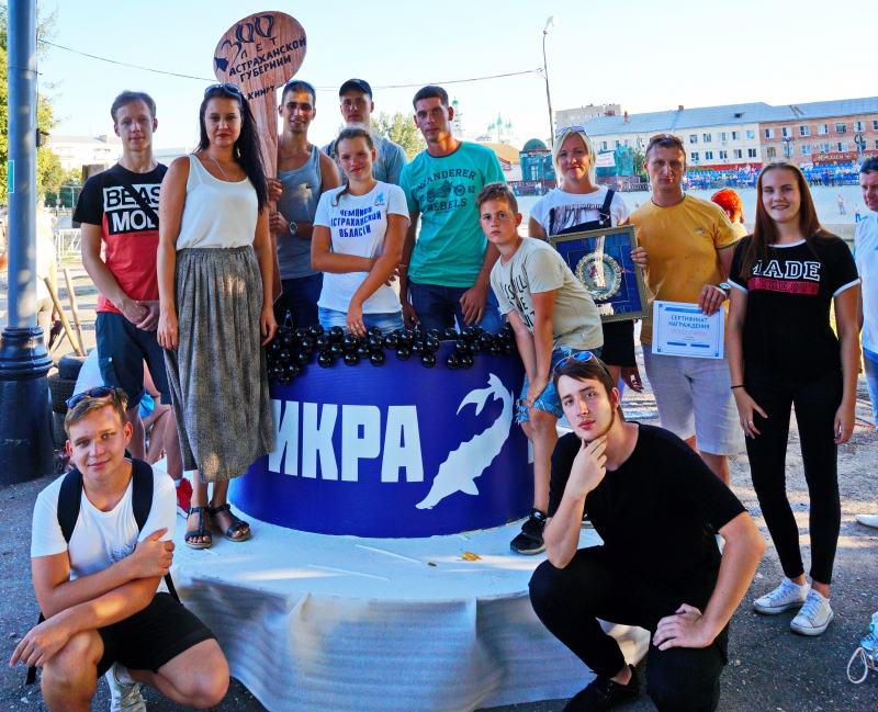 Мы рождены, чтоб сказку сделать былью 