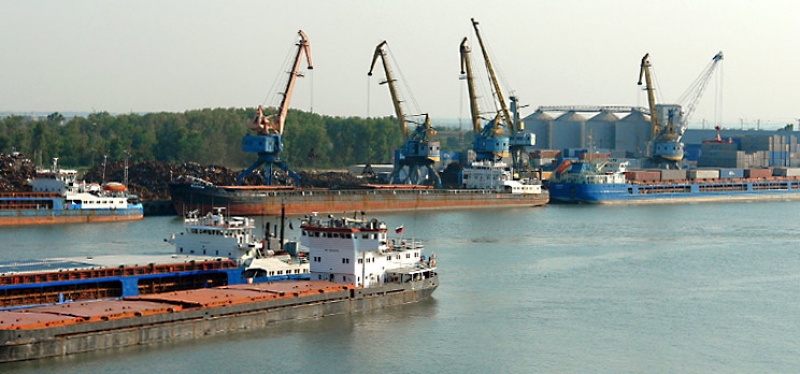 Грузооборот морских портов за январь-апрель