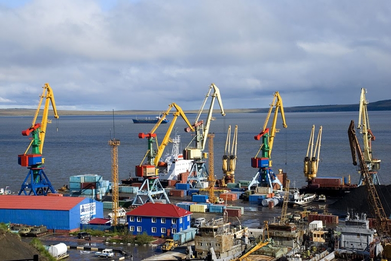 Доступности авиаперевозок, инфраструктуры аэропортов и морских портов Чукотки посвятил рабочую поездку в регион замминистра транспорта – глава Росморречфлота Юрий Цветков
