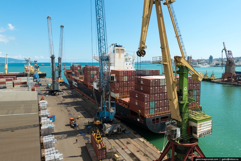 Грузооборот морских портов России за четыре месяца  2019 года вырос на 2,4% 