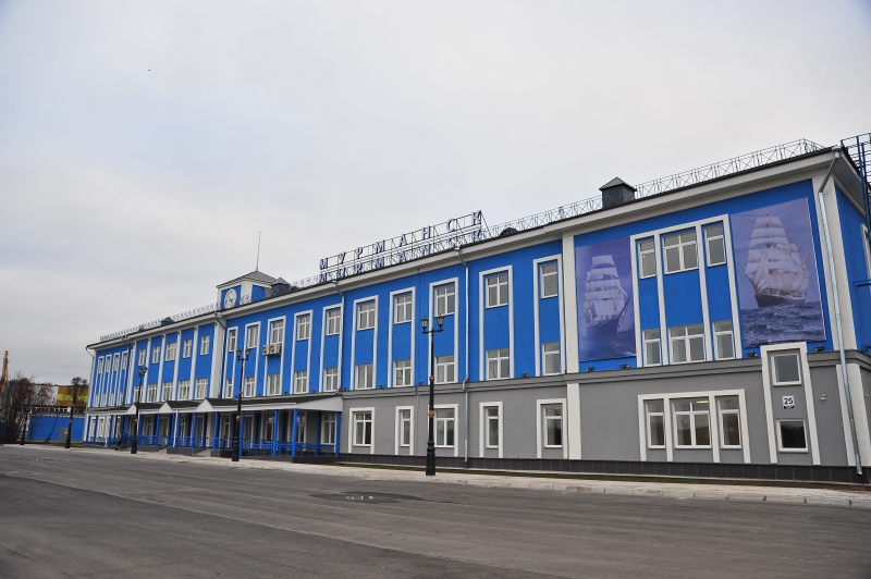 Завершена реконструкция здания морского вокзала в Мурманске